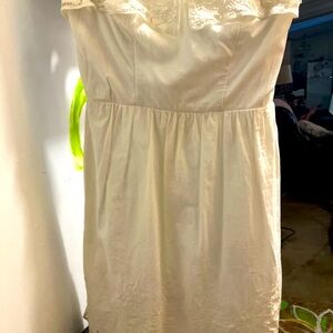 Women’s Strapless Dress